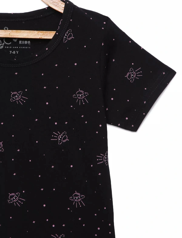 100% Cotton Half Sleeves Graphic Print T-Shirts For Girls - 3-4 Years(22), Black