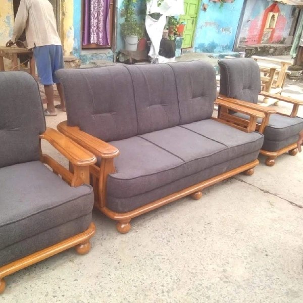 Ankitafurniture Durian Woodensofa 1005