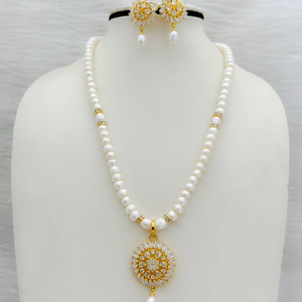 1 Layer Half Round Pearl Necklace - PN333 - Gold, 18 Inches, 4-5 MM