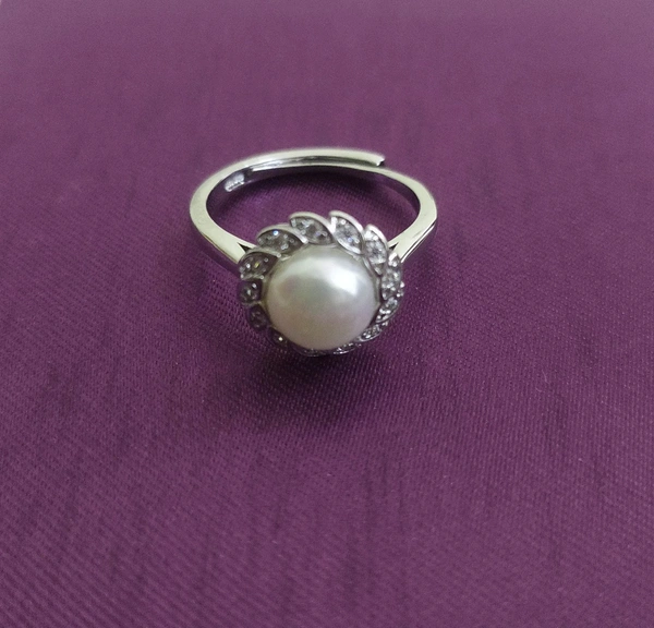 Pearl Ring - PR109 - White, 4 MM, Adjustable