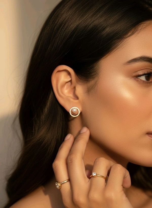 Pearl Earring - PE102 - White, 4 MM, Gold