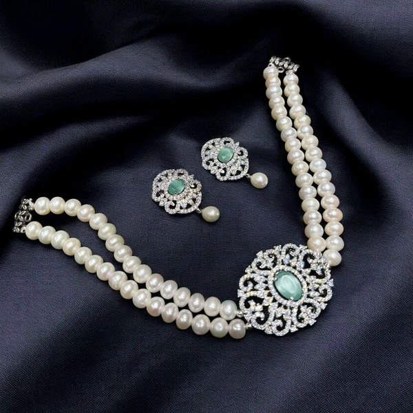 Round Pearl Choker - PN1133 - Adjustable, Mint Green, 4-5 MM