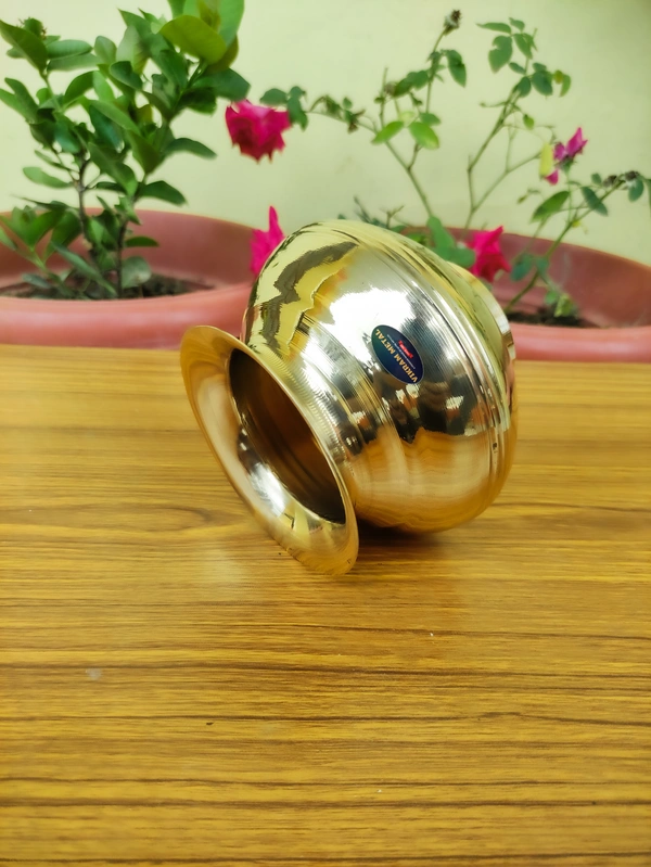 VIKRAM METAL Brass mugal Plain lota - 4 INCH, GOLDEN, 400 ML
