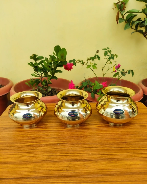 VIKRAM METAL Brass mugal Plain lota - 4 INCH, GOLDEN, 400 ML