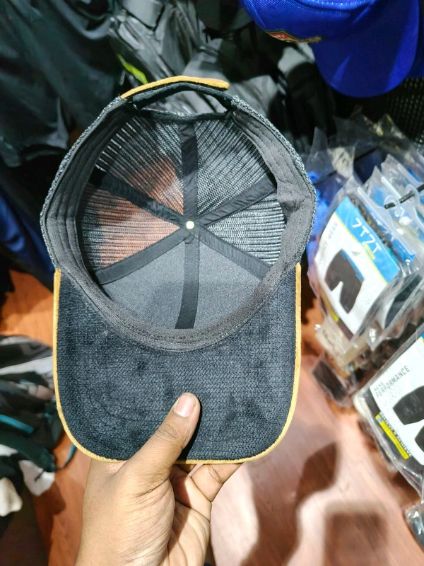 7T7T Champions Cap - Black