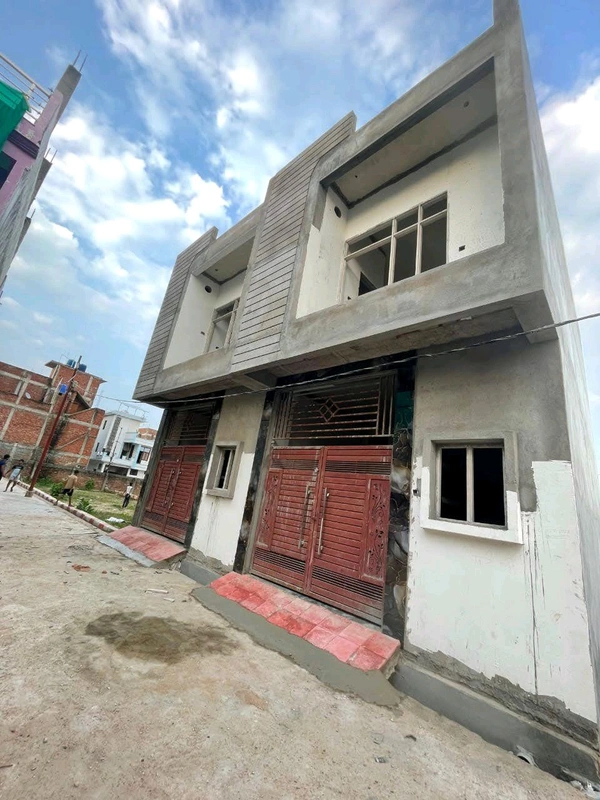 R Property  New 50 Gaj Duplex  - 15 By 30