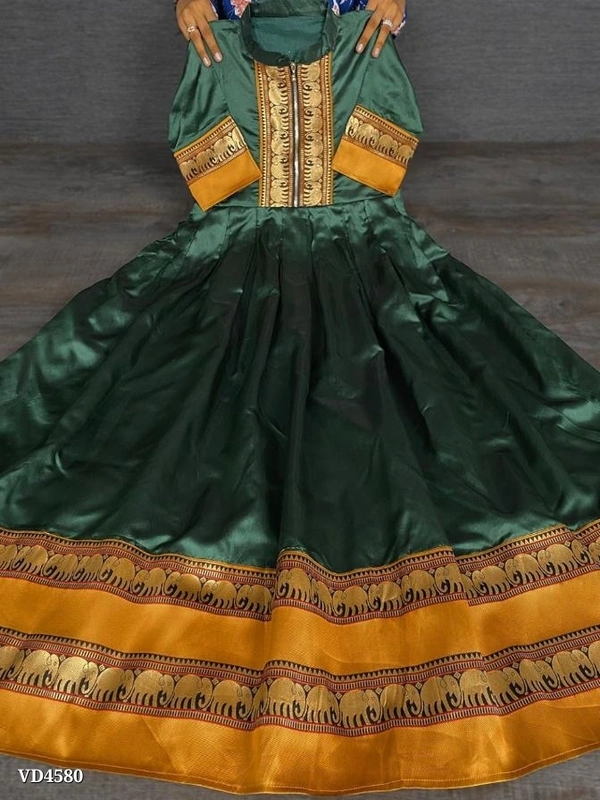 New ARRIVAL Ready To Wear Gown* - Free, Green