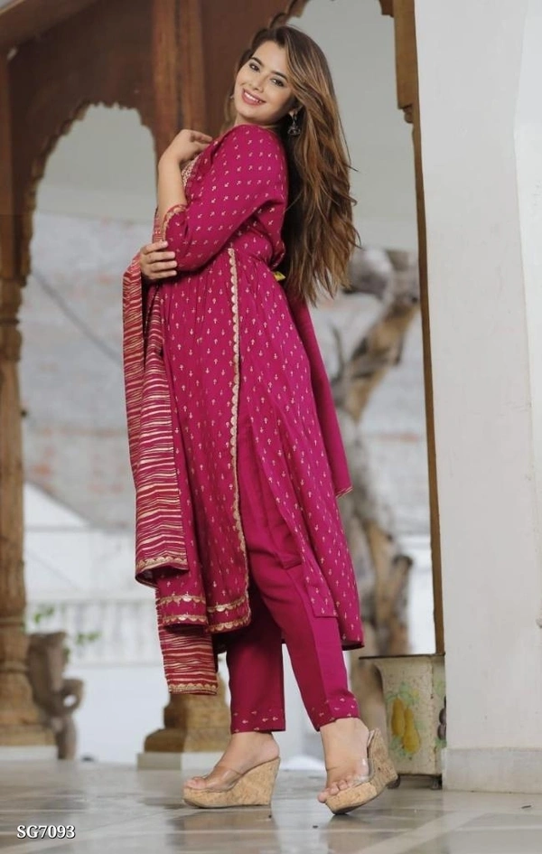 Three Piece Suit Collection* - M, Pink