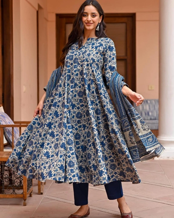 Beautiful Heavy Reyon Anarkali Kurti With Pant Mal Mal Dupatta - XXL