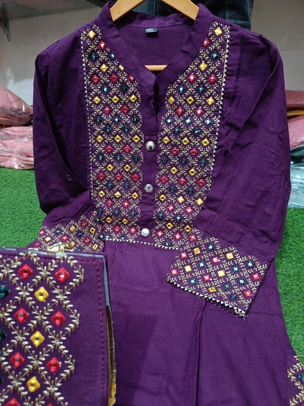 Beautiful Heavy Embroidery kurti with pant And beautiful matching Embroidery Bag 3 piece set - Purple, L