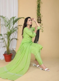Premium Quality Beautiful Kurta Pant And Dupatta Set* - L
