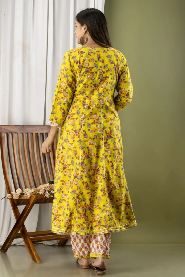 Anarkali kurti with pant and mulmul duppatta - L