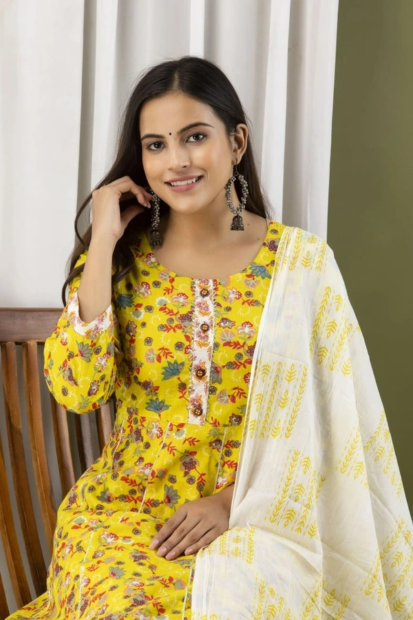 Anarkali kurti with pant and mulmul duppatta - L