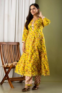 Anarkali kurti with pant and mulmul duppatta - L