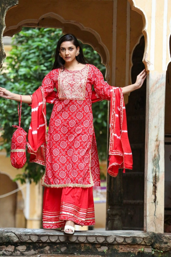 Celebrate the elegance of ethnic attire in this bandhani printed cotton kurti - XXL, Red