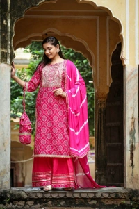Celebrate the elegance of ethnic attire in this bandhani printed cotton kurti - XL, Pink