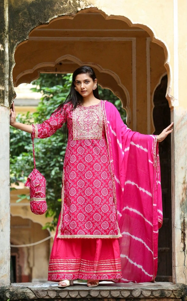 Celebrate the elegance of ethnic attire in this bandhani printed cotton kurti - XXL, Pink