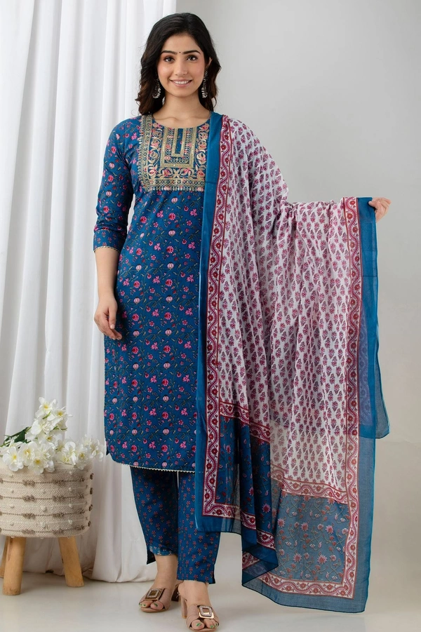👗Cotton Kurta paired with Pant n beautiful' Duppata... - L, Navy Blue