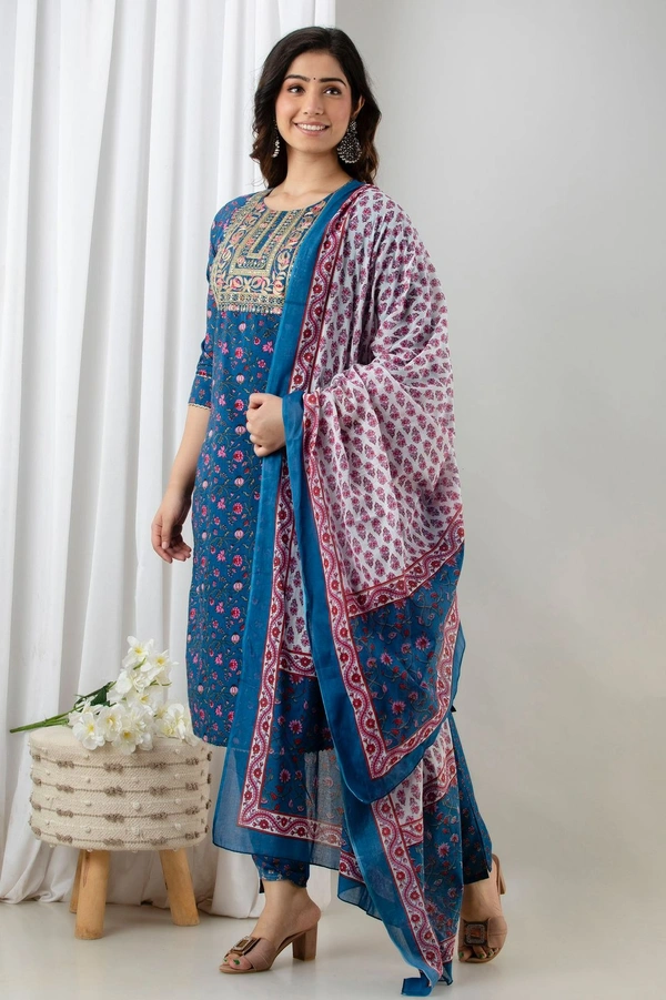 👗Cotton Kurta paired with Pant n beautiful' Duppata... - L, Navy Blue