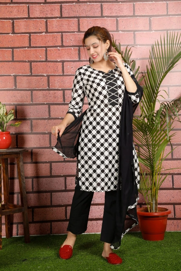 👗Beautiful printed cotton kurti , pant with dupatta - M