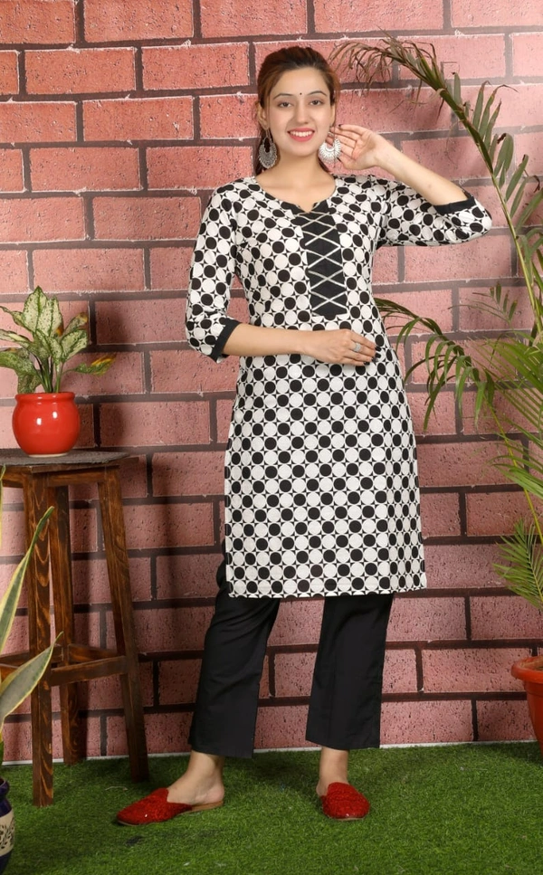 👗Beautiful printed cotton kurti , pant with dupatta - M