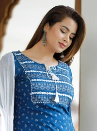 👗Rayon fabric kurti with pant and dupatta - Blue, L