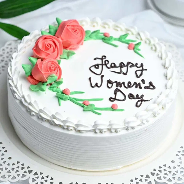 Blooming Vanilla Womens Day Delight Cake - 500 Gm