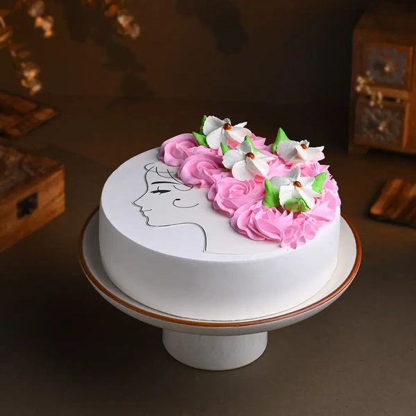 Floral Vanilla Cake - 500 Gm
