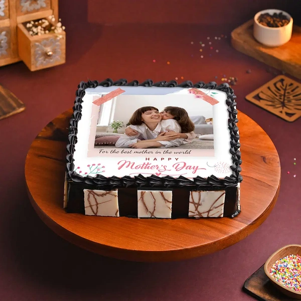 Picture Perfect Moms Day Cake - 1 Kg