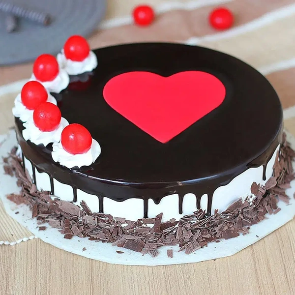 Black Forest Cake With Cherries & Heart - 500 Gm