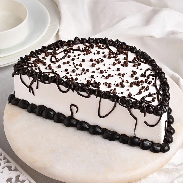 Black Forest Half Cake - 1 Kg