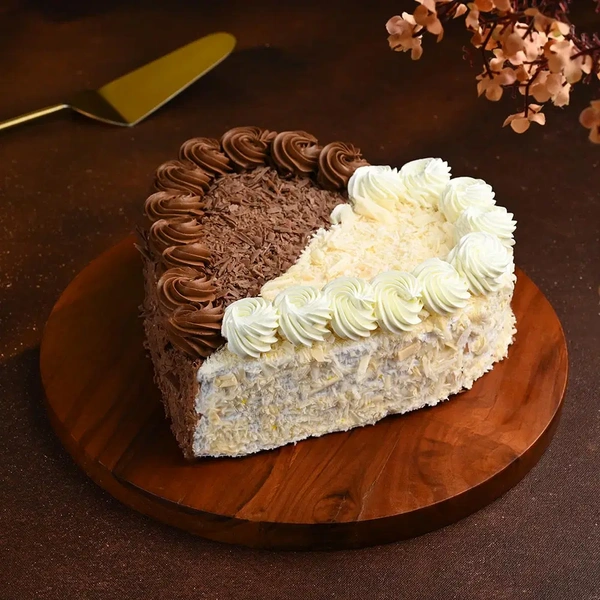 Heart Shape Double Delight Cake - 1 Kg