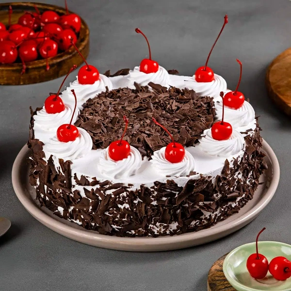 Classic Black Forest Cake - 500 Gm
