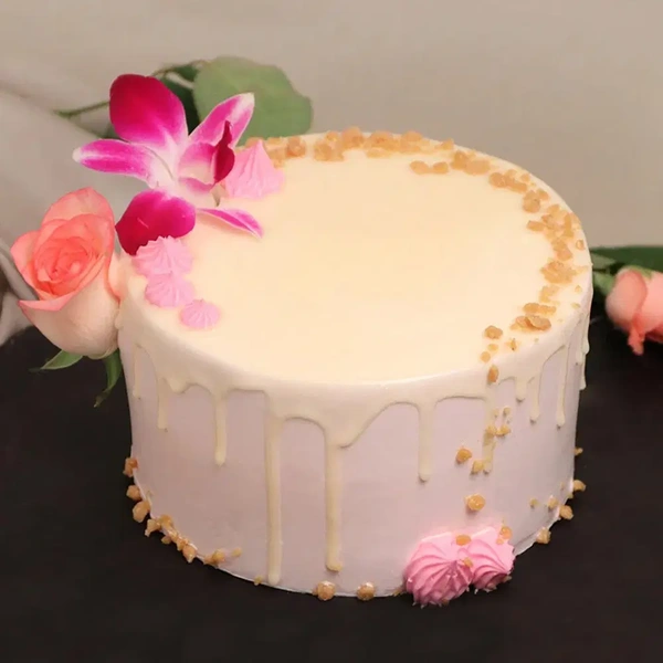 Floral Butterscotch Crunch Drip Cake - 1 Kg