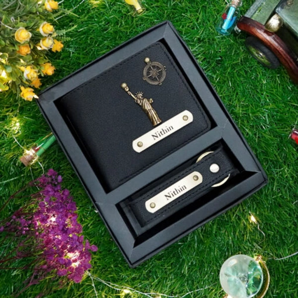 Customized Men's 2-in-1 Combo Set: Personalized Wallet & Keychain