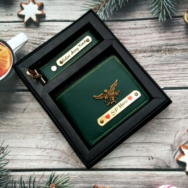 Personalized Men's 2-in-1 Combo Set: Wallet & Keychain