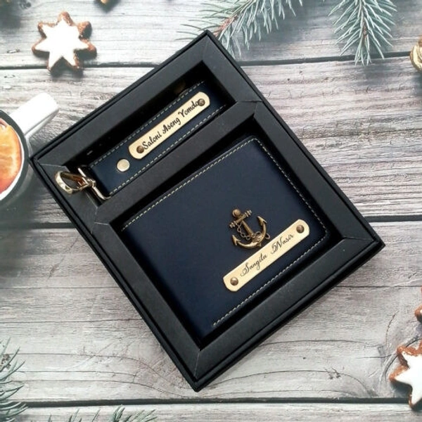 Personalized Men's 2-in-1 Combo Set: Wallet & Keychain