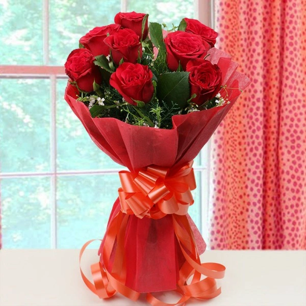 8 Red Roses Bouquet