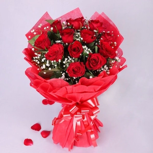 12 Red Roses Bouquet
