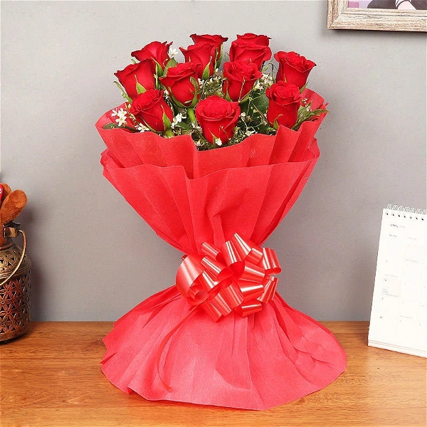 12 Red Roses Bouquet