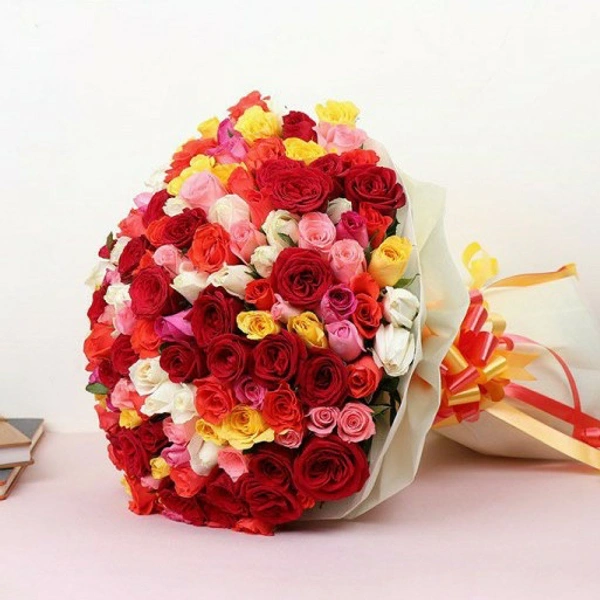 100 Mix Roses Bouquet
