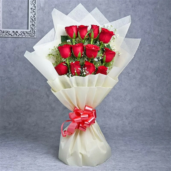 12 Red Roses Bouquet
