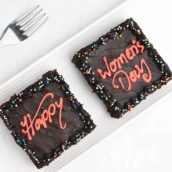Set Of 2 Chocolate Walnut Brownie That Melt Hearts