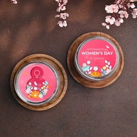 Women's Day Red Velvet Photo Jar Cake Combo - 200 ml
