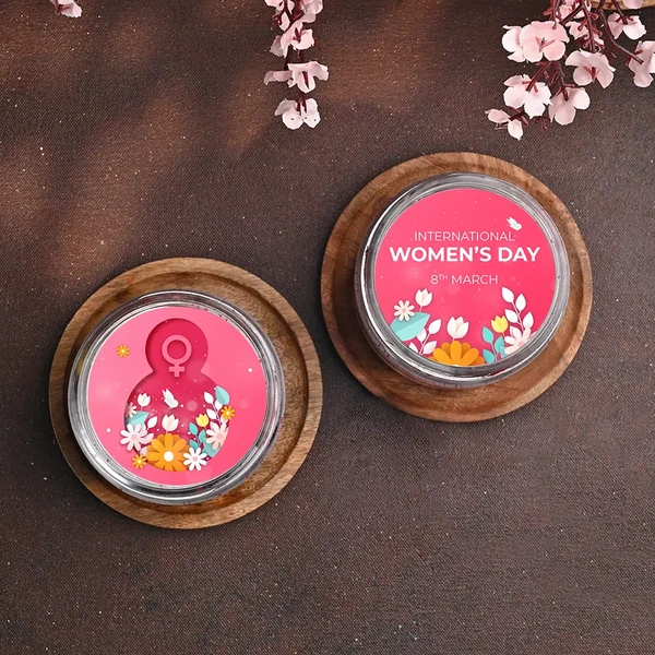 Women's Day Red Velvet Photo Jar Cake Combo - 200 ml