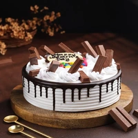 Kitkat Gems Cake - 2 Kg