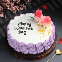 Blooming Women Day Strawberry Cake - 500 Gm