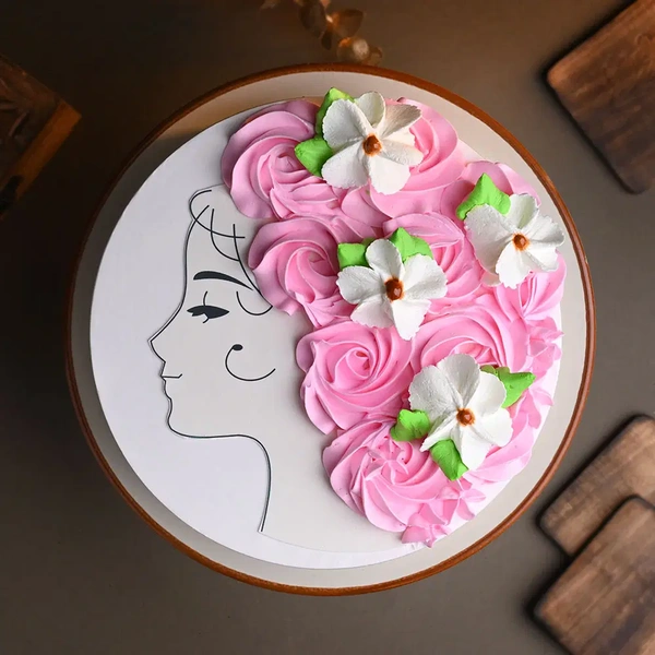 Floral Vanilla Women's Cake - 2 Kg