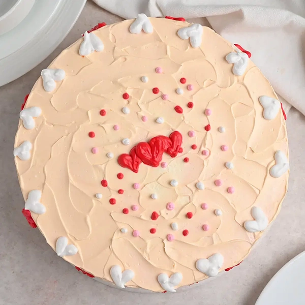 Sweetheart Red Velvet Delight For Mom - 500 Gm