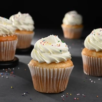 Funfetti Vanilla Cupcake - 4 Pcs